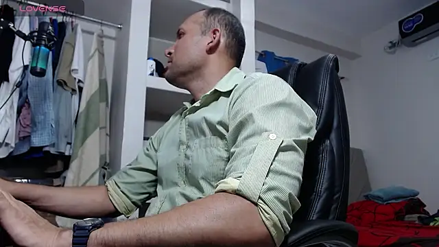 lewislamxxx hot online show from 02/26/26, 11:15