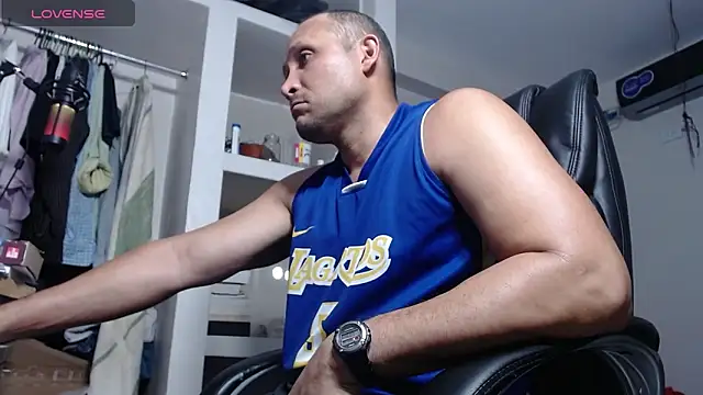 lewislamxxx hot online show from 05/02/26, 11:10
