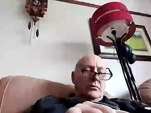 Snapshot of keeenn11 chatting on 02/11/25, 10:48 keeenn11 online show from 02/11/25, 10:48