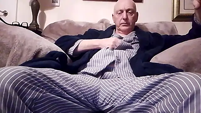 keeenn11 online show from 03/24/26, 10:26