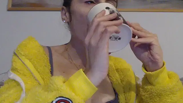 cleophee online show from 12/22/25, 06:43