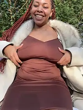 Snapshot of kataryna69 chatting on 03/09/25, 02:21 kataryna69 online show from 03/09/25, 02:21