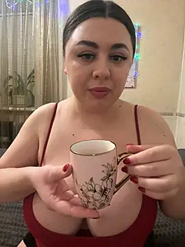 Snapshot of Sara_Slow chatting on 01/08/25, 09:44 Sara Slow online show from 01/08/25, 09:44