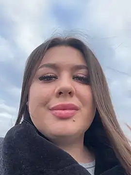 Snapshot of Sara_Slow chatting on 02/05/25, 01:00 Sara Slow online show from 02/05/25, 01:00