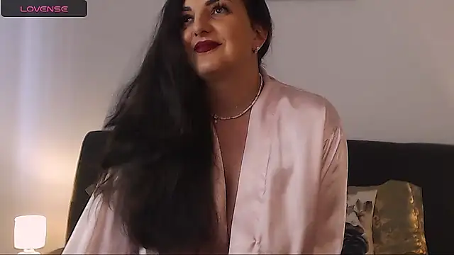 Snapshot of itsyourlady chatting on 02/27/25, 10:37 itsyourlady online show from 02/27/25, 10:37