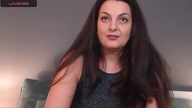 Snapshot of itsyourlady chatting on 12/19/25, 06:20 itsyourlady online show from 12/19/25, 06:20