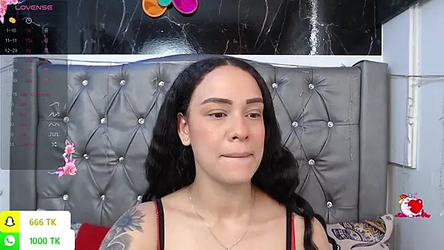 LAILAGUMMY online show from 05/29/26, 04:27