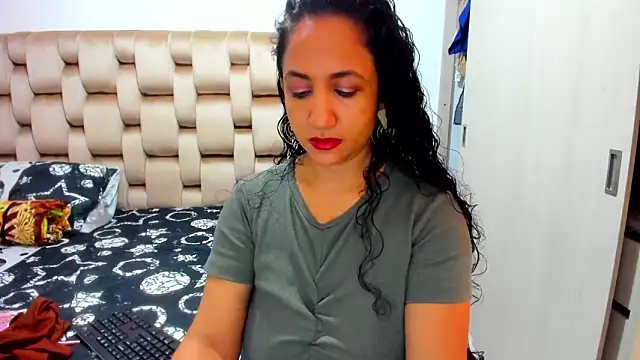 alaskmiller1 online show from 04/17/26, 06:22