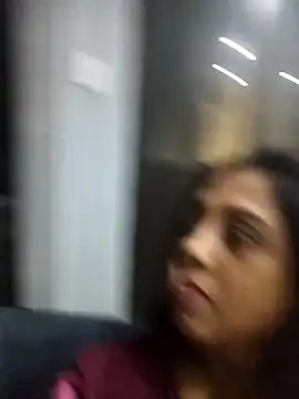 Mahi4luv online show from 02/11/25, 09:46