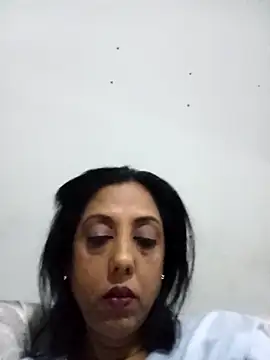 Mahi4luv online show from 11/30/25, 09:52