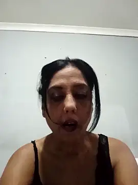 Mahi4luv online show from 03/25/26, 10:27