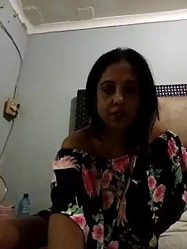 Snapshot of Mahi4luv chatting on 04/26/26, 07:44 Mahi4luv online show from 04/26/26, 07:44