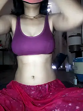 Snapshot of Radhika92 chatting on 03/12/25, 08:30 Radhika92 online show from 03/12/25, 08:30