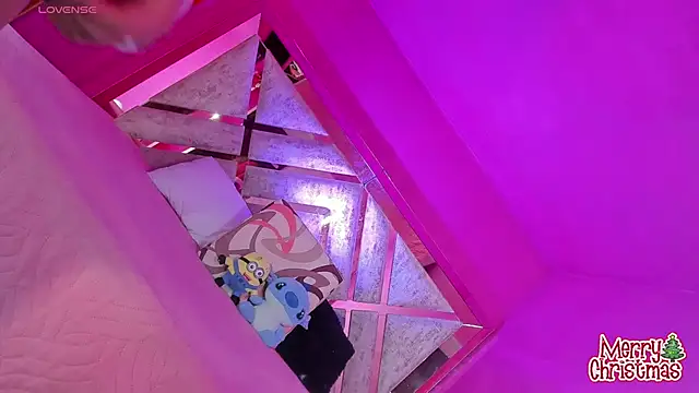 Snapshot of anapuala_sexxx chatting on 12/25/24, 06:52 anapuala sexxx online show from 12/25/24, 06:52