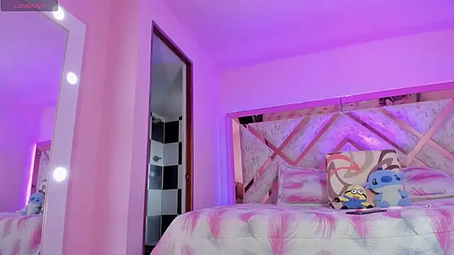 Snapshot of anapuala_sexxx chatting on 03/16/25, 07:27 anapuala sexxx online show from 03/16/25, 07:27