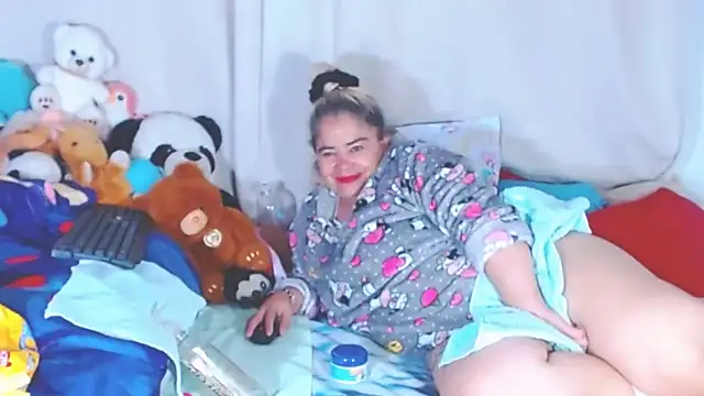 estrellita fugaz16x online show from 09/19/25, 03:30