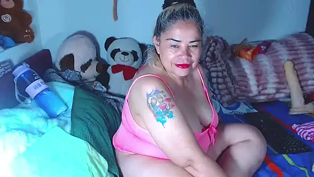 Snapshot of estrellita_fugaz16x chatting on 07/01/26, 04:14 estrellita fugaz16x online show from 07/01/26, 04:14