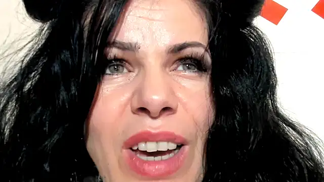 Sweet-Alice online show from 03/18/25, 06:14