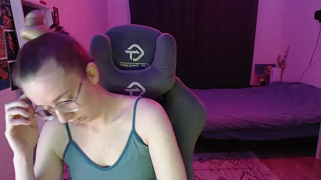 AnabelFrel online show from 04/12/26, 12:04