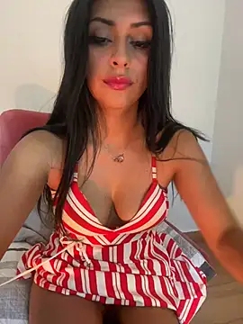 Snapshot of sweetAli_ chatting on 03/01/25, 09:51 sweetAli online show from 03/01/25, 09:51