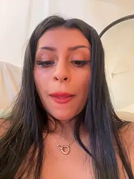 Snapshot of sweetAli_ chatting on 03/13/25, 03:39 sweetAli online show from 03/13/25, 03:39