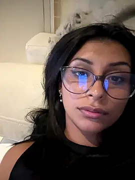 Snapshot of sweetAli_ chatting on 09/18/25, 11:40 sweetAli online show from 09/18/25, 11:40