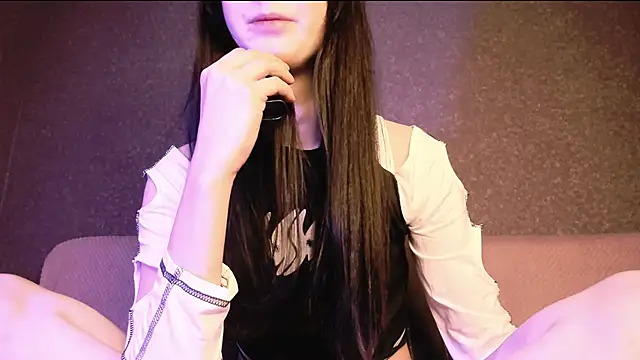 Alice  Aris online show from 12/06/24, 07:34