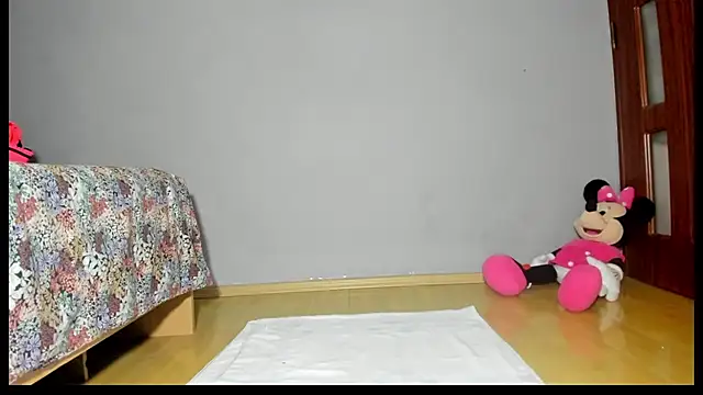 Snapshot of AnneQueen chatting on 02/07/25, 10:29 AnneQueen online show from 02/07/25, 10:29