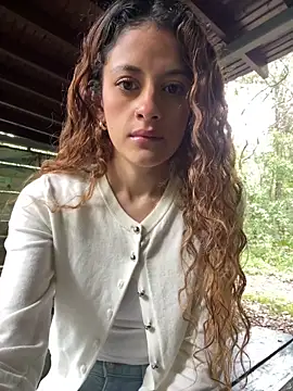 alana15 online show from 11/15/25, 02:57