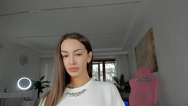 Snapshot of TiffanyHouston_ chatting on 03/02/25, 05:44 TiffanyHouston online show from 03/02/25, 05:44