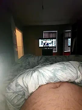 Snapshot of elenaUK chatting on 12/23/24, 09:49 elenaUK online show from 12/23/24, 09:49