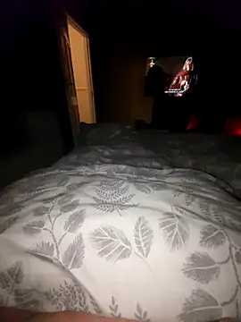 Snapshot of elenaUK chatting on 01/03/25, 12:11 elenaUK online show from 01/03/25, 12:11