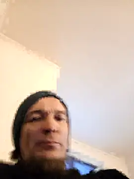 Snapshot of BunnyandClydeDk chatting on 12/02/24, 01:57 BunnyandClydeDk online show from 12/02/24, 01:57