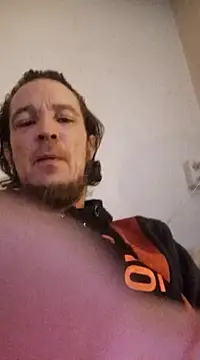 Snapshot of BunnyandClydeDk chatting on 12/09/24, 07:50 BunnyandClydeDk online show from 12/09/24, 07:50