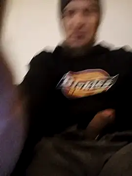 Snapshot of BunnyandClydeDk chatting on 01/23/25, 08:24 BunnyandClydeDk online show from 01/23/25, 08:24