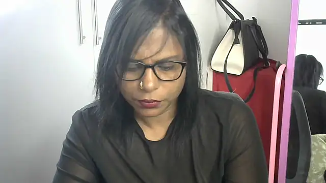 Snapshot of sunshinelady_ chatting on 01/13/25, 09:08 sunshinelady online show from 01/13/25, 09:08