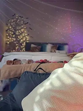 MaiseKnox online show from 03/16/25, 04:45