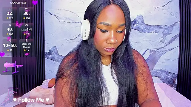 WhitneyWells online show from 12/22/24, 04:39