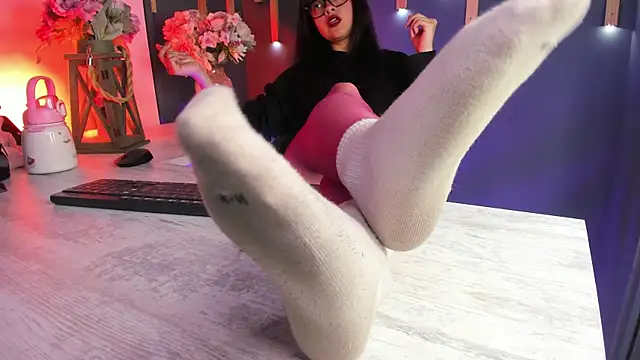 Snapshot of veronicafalcon chatting on 05/22/26, 06:24 veronicafalcon online show from 05/22/26, 06:24