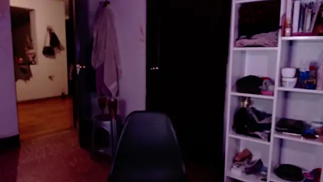 lil daisy7 online show from 12/10/24, 12:39