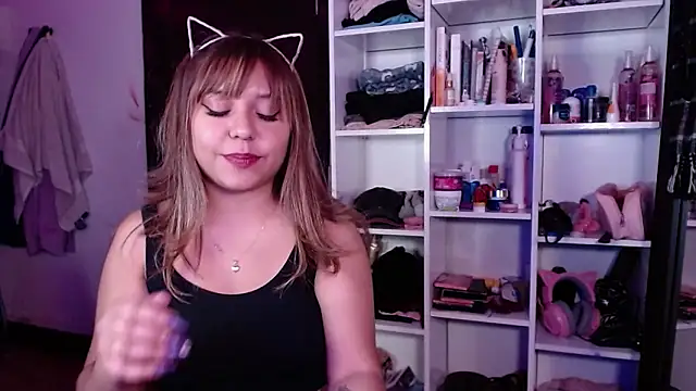 lil daisy7 online show from 12/12/24, 07:30