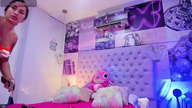 Vivi prinncess online show from 02/25/25, 02:25