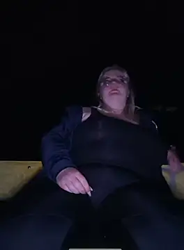 Snapshot of Fiona0705 chatting on 10/11/25, 06:28 Fiona0705 online show from 10/11/25, 06:28