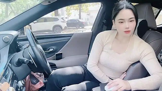 Snapshot of orla2021 chatting on 12/28/24, 03:58 orla2021 online show from 12/28/24, 03:58