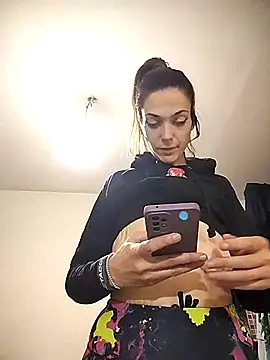 JoLeNe27 online show from 11/17/25, 05:41