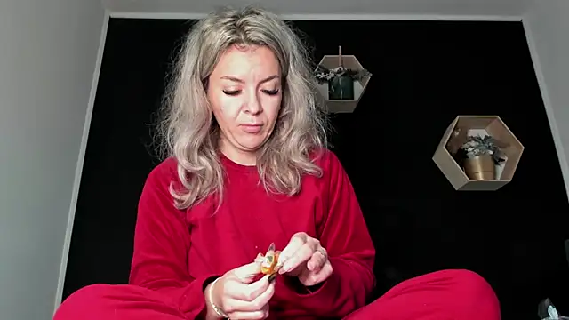 Alesys69 online show from 11/11/25, 11:38