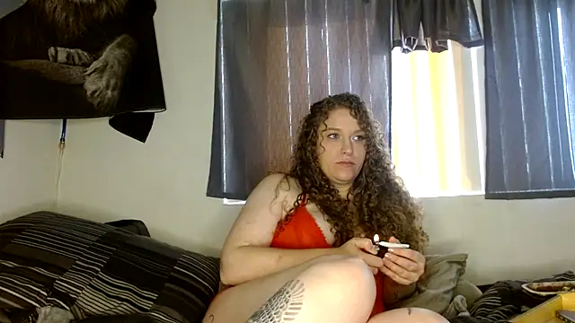 Snapshot of smokyjane chatting on 01/29/25, 10:11 smokyjane online show from 01/29/25, 10:11