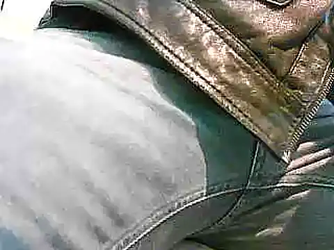 Snapshot of papiculo86 chatting on 12/02/24, 11:45 papiculo86 online show from 12/02/24, 11:45