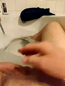 Snapshot of papiculo86 chatting on 03/11/25, 12:44 papiculo86 online show from 03/11/25, 12:44