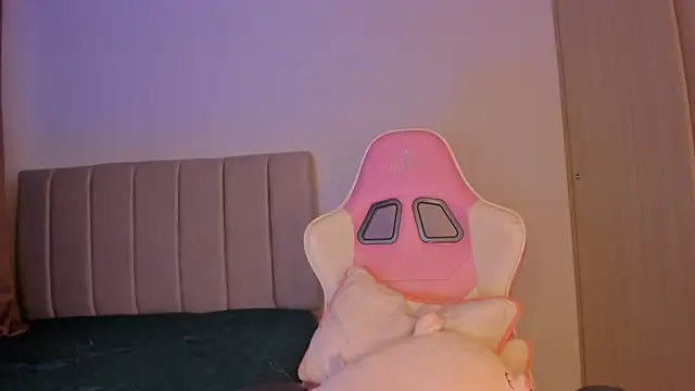 isa bunny online show from 02/20/26, 02:19